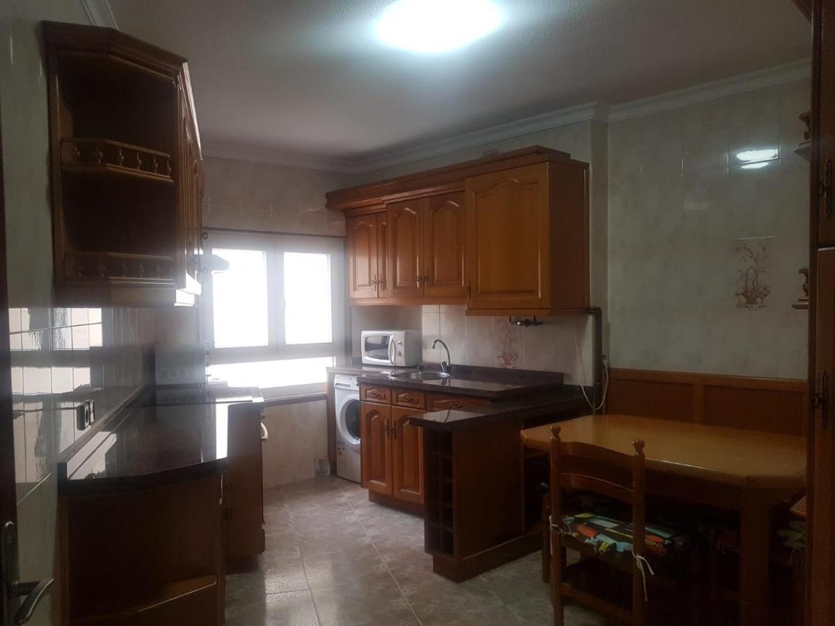 Apartamentos Milán 1 wifi y parking gratuito Oviedo Exterior foto